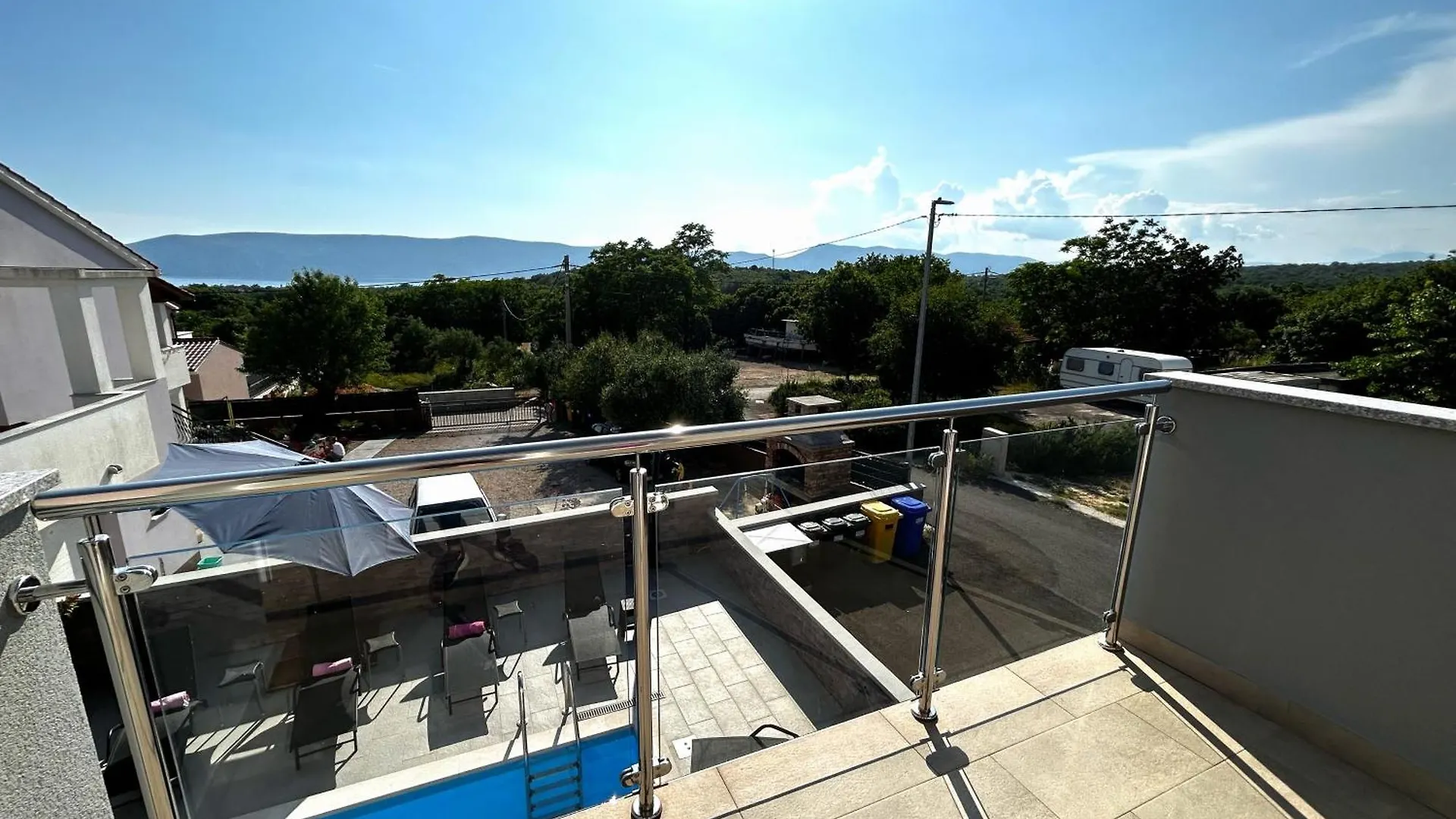 Holiday House 